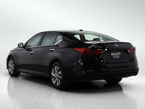 2025 Nissan Altima S