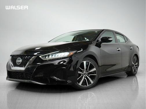 2023 Nissan Maxima 