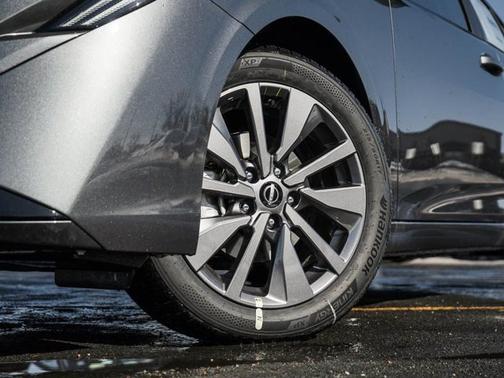 2026 Nissan Sentra SL