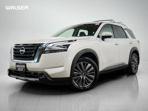 Pearl White Tricoat 2023 Nissan Pathfinder SL