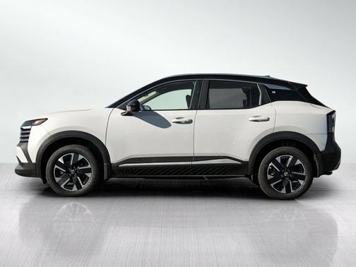 Aspen White Pearl 2026 Nissan Kicks SV