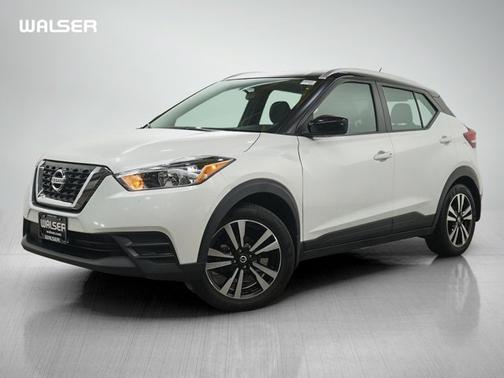 Aspen White Pearl 2018 Nissan Kicks SV