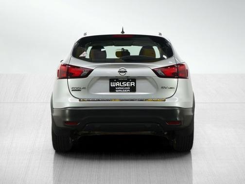 2017 Nissan Rogue Sport SV