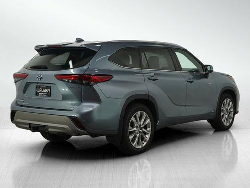 2021 Toyota Highlander Hybrid Limited