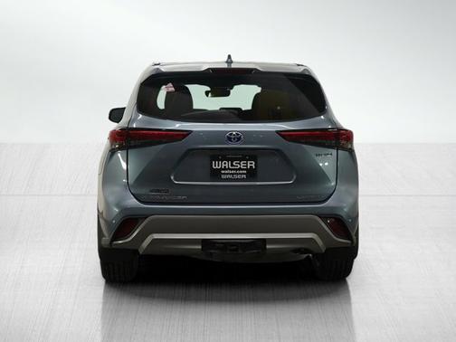 2021 Toyota Highlander Hybrid Limited