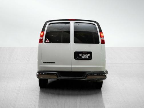 Summit White 2025 Chevrolet Express 3500 LT