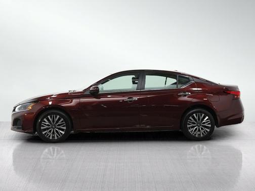 Garnet Pearl Metallic 2023 Nissan Altima 2.5 SV