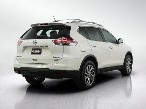 Moonlight White 2014 Nissan Rogue SL