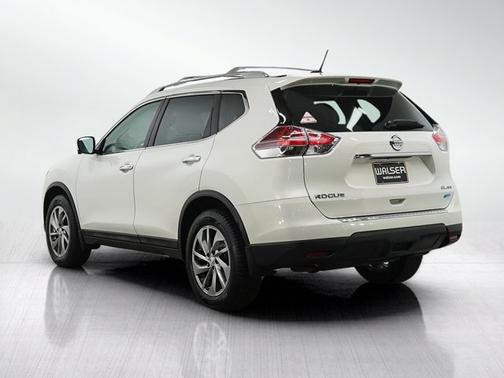 Moonlight White 2014 Nissan Rogue SL