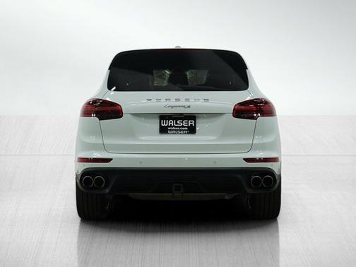 2017 Porsche Cayenne S