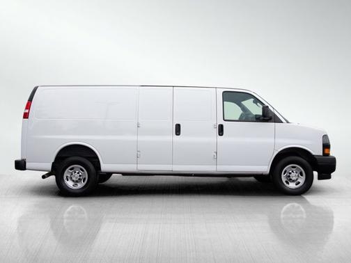 2022 Chevrolet Express 2500 Work Van