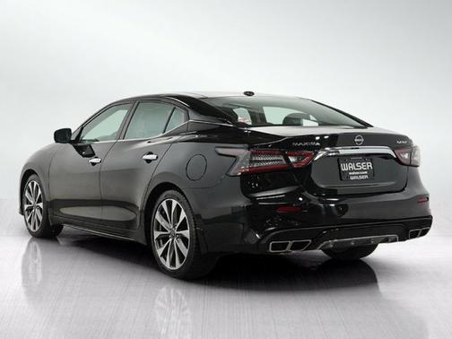 Super Black 2023 Nissan Maxima Platinum
