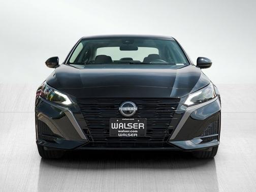 Super Black Clearcoat 2026 Nissan Altima SV