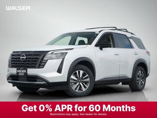 Everest White Pearl Tricoat 2026 Nissan Pathfinder SL