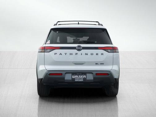 Everest White Pearl Tricoat 2026 Nissan Pathfinder SL