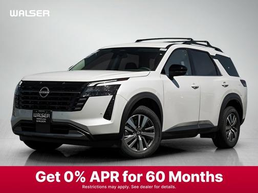 Everest White Pearl Tricoat 2026 Nissan Pathfinder SL