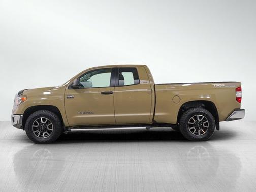 2017 Toyota Tundra SR5