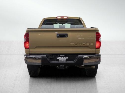 2017 Toyota Tundra SR5
