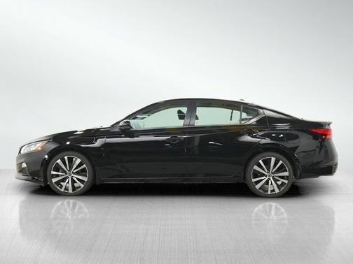Super Black Clearcoat 2020 Nissan Altima 2.5 SR