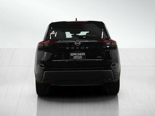 Super Black 2025 Nissan Rogue SV