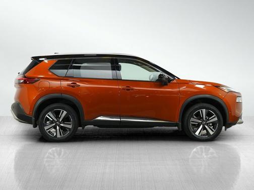 2022 Nissan Rogue Platinum