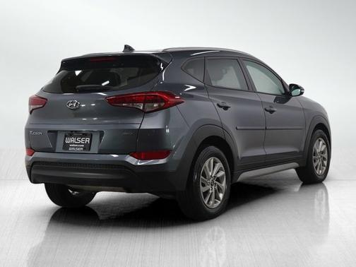 2017 Hyundai TUCSON SE Plus