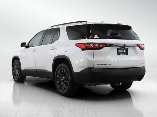 Iridescent Pearl Tricoat 2020 Chevrolet Traverse RS