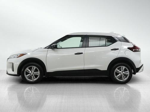 Fresh Powder 2024 Nissan Kicks S