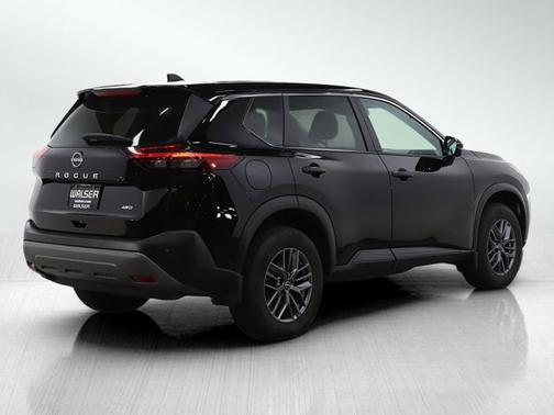 2022 Nissan Rogue S