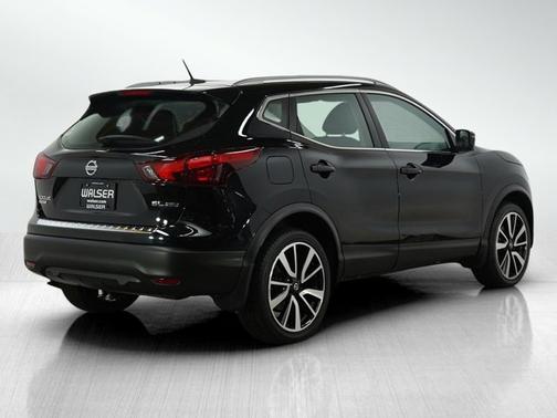 2017 Nissan Rogue Sport SL