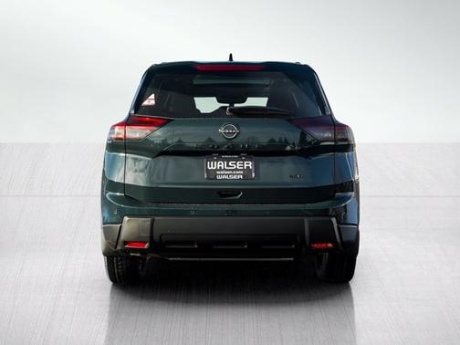 Obsidian Green 2026 Nissan Rogue Dark Armor