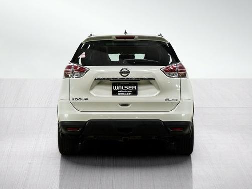 Pearl White 2016 Nissan Rogue SL