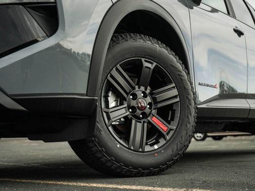 Boulder Gray Pearl 2026 Nissan Rogue Rock Creek