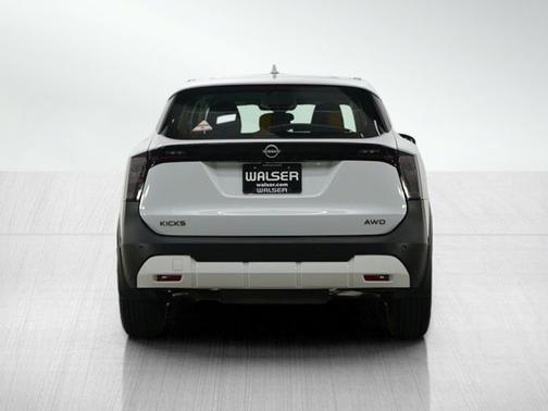2025 Nissan Kicks S