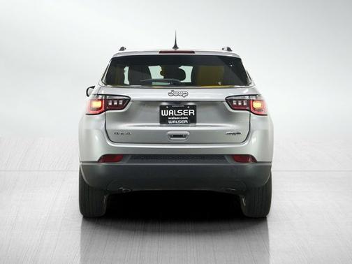 Billet Silver Metallic Clearcoat 2023 Jeep Compass Latitude