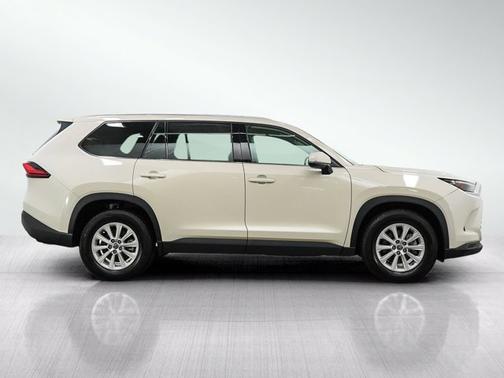 Cream 2024 Toyota Grand Highlander XLE