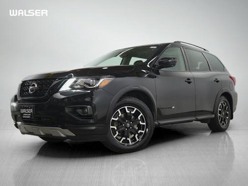 Magnetic Black Pearl 2020 Nissan Pathfinder SL