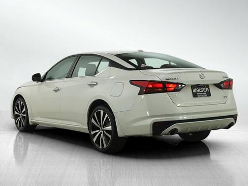 2022 Nissan Altima 2.5 Platinum