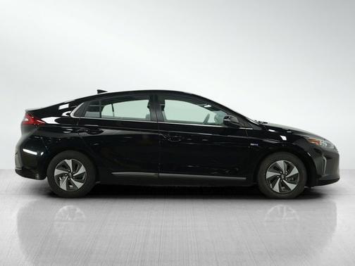 2018 Hyundai IONIQ Hybrid SEL