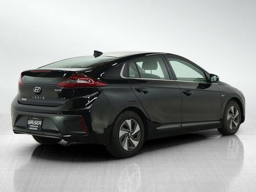2018 Hyundai IONIQ Hybrid SEL