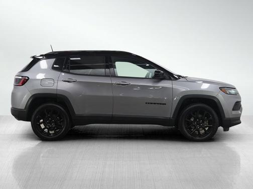 2022 Jeep Compass Altitude
