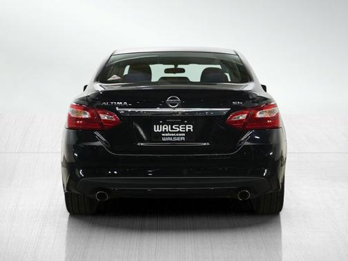 2016 Nissan Altima 2.5 SR