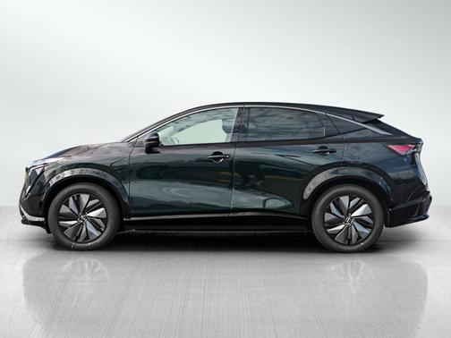 2025 Nissan ARIYA EVOLVE+