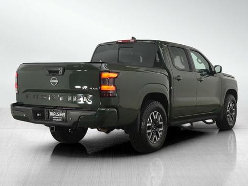2024 Nissan Frontier SL
