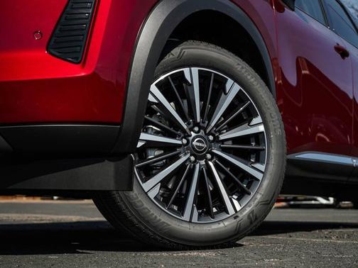 Scarlet Ember/Super Black 2026 Nissan Pathfinder Platinum