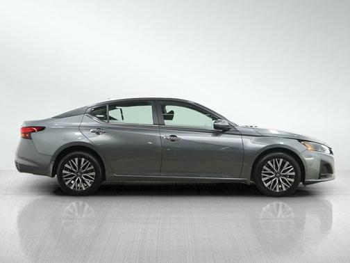 Gun Metallic 2023 Nissan Altima 2.5 SV