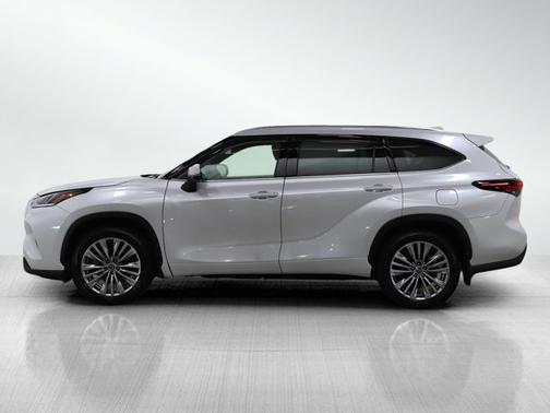 2025 Toyota Highlander Limited