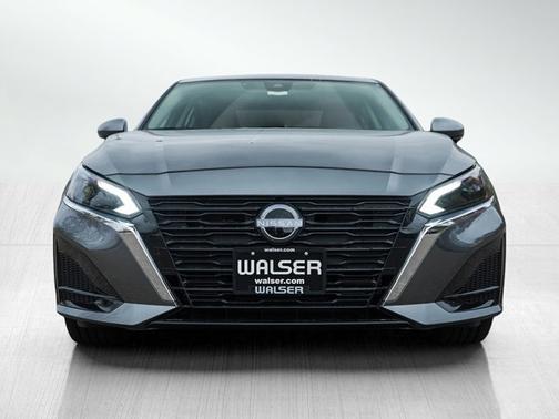 2025 Nissan Altima SL