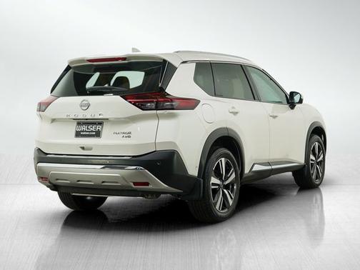 Pearl White Tricoat 2023 Nissan Rogue Platinum