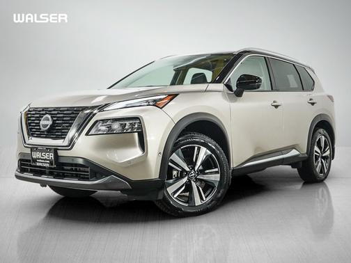 Champagne Silver Metallic/Super Black 2023 Nissan Rogue SL